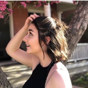 Meet your Posher, Andie